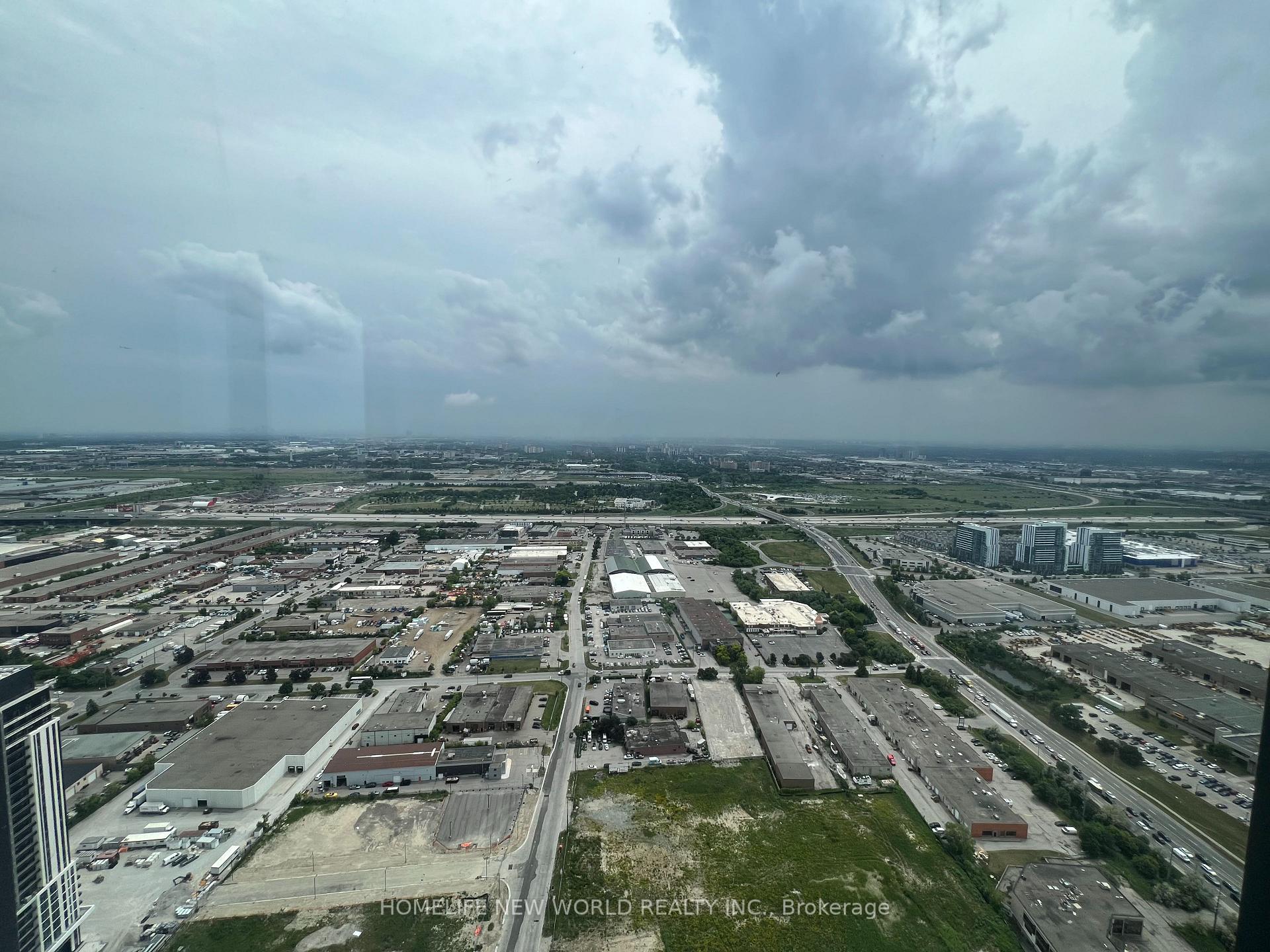 Photo 12 of Unit 5605, 2920 Highway 7 Road, Vaughan, Concord — HOMEH