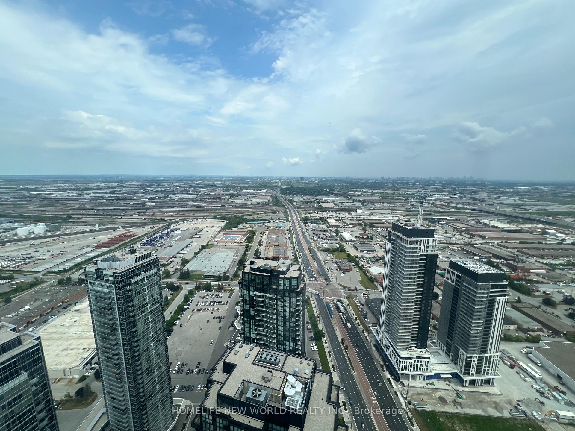 Photo 13 of Unit 5605, 2920 Highway 7 Road, Vaughan, Concord — HOMEH