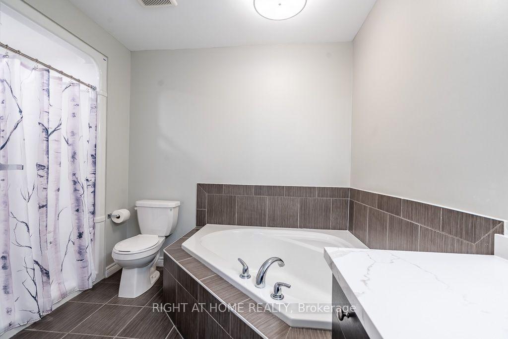 Photo 19 of 10 Cittadella Boulevard, Hamilton, Stoney Creek — HOMEH