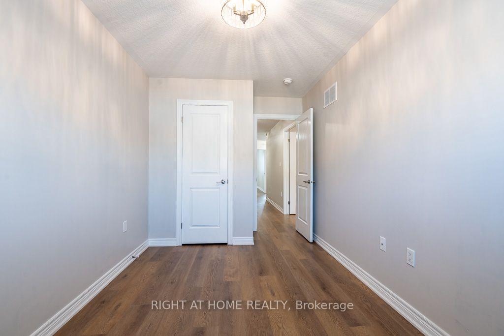 Photo 21 of 10 Cittadella Boulevard, Hamilton, Stoney Creek — HOMEH