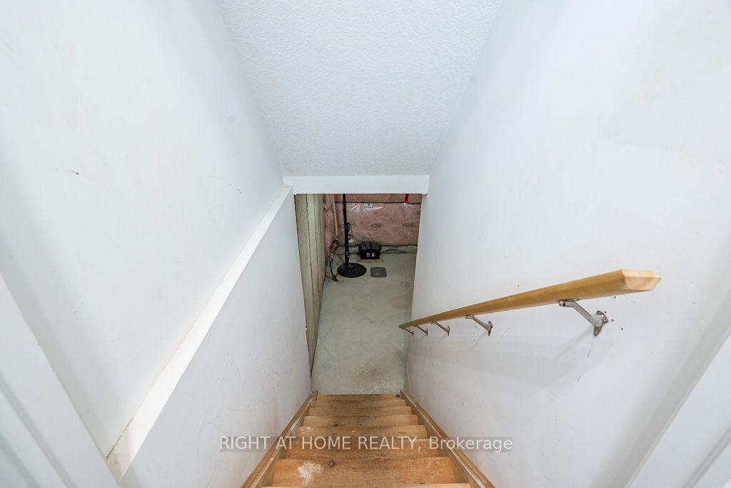 Photo 29 of 10 Cittadella Boulevard, Hamilton, Stoney Creek — HOMEH