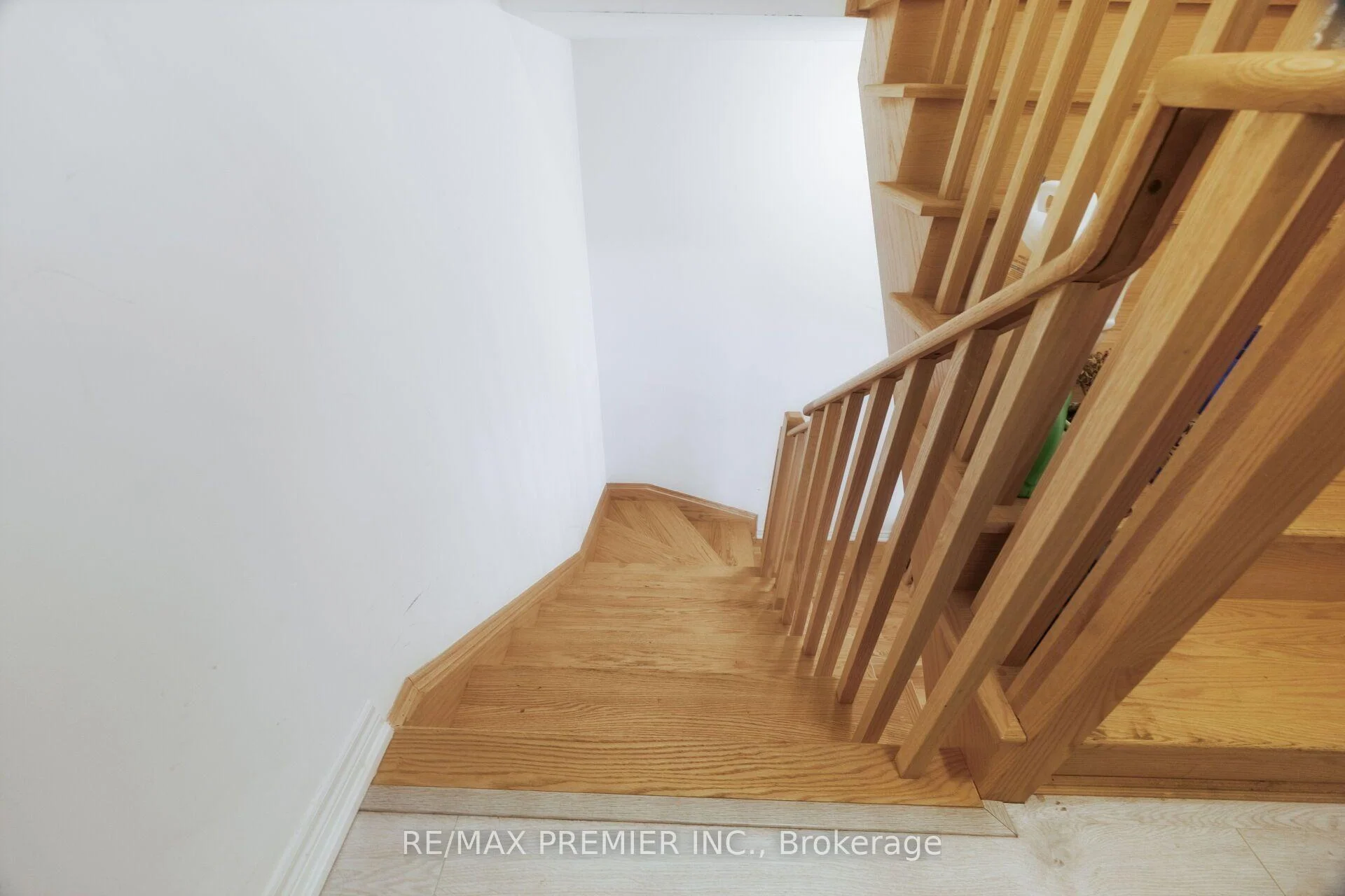 Photo 20 of Unit 4, 624 Rexdale Boulevard, Etobicoke, West Humber-Clairville — HOMEH