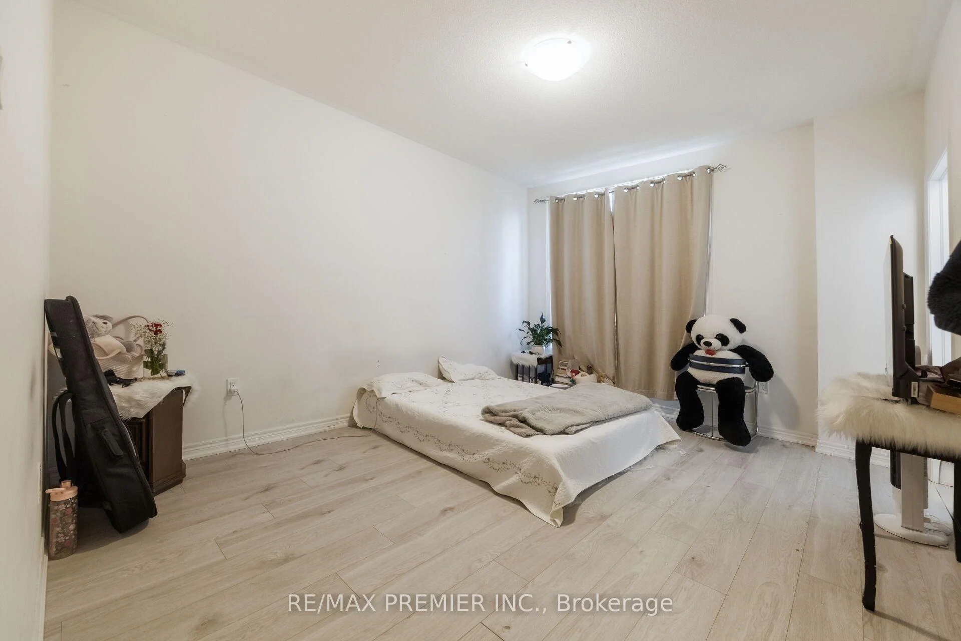 Photo 29 of Unit 4, 624 Rexdale Boulevard, Etobicoke, West Humber-Clairville — HOMEH