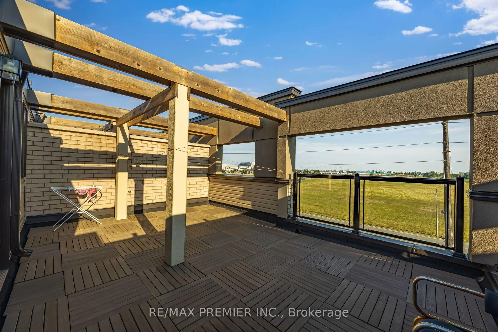 Photo 33 of Unit 4, 624 Rexdale Boulevard, Etobicoke, West Humber-Clairville — HOMEH