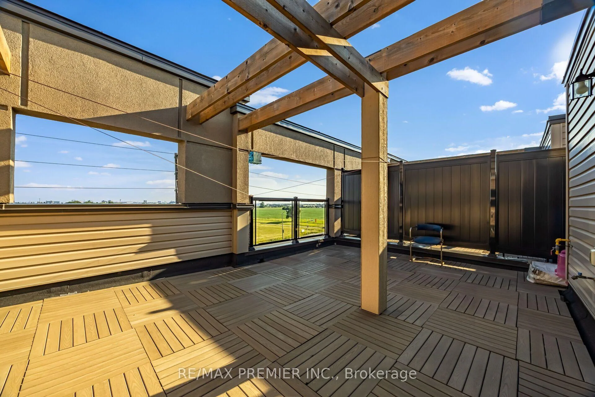 Photo 34 of Unit 4, 624 Rexdale Boulevard, Etobicoke, West Humber-Clairville — HOMEH