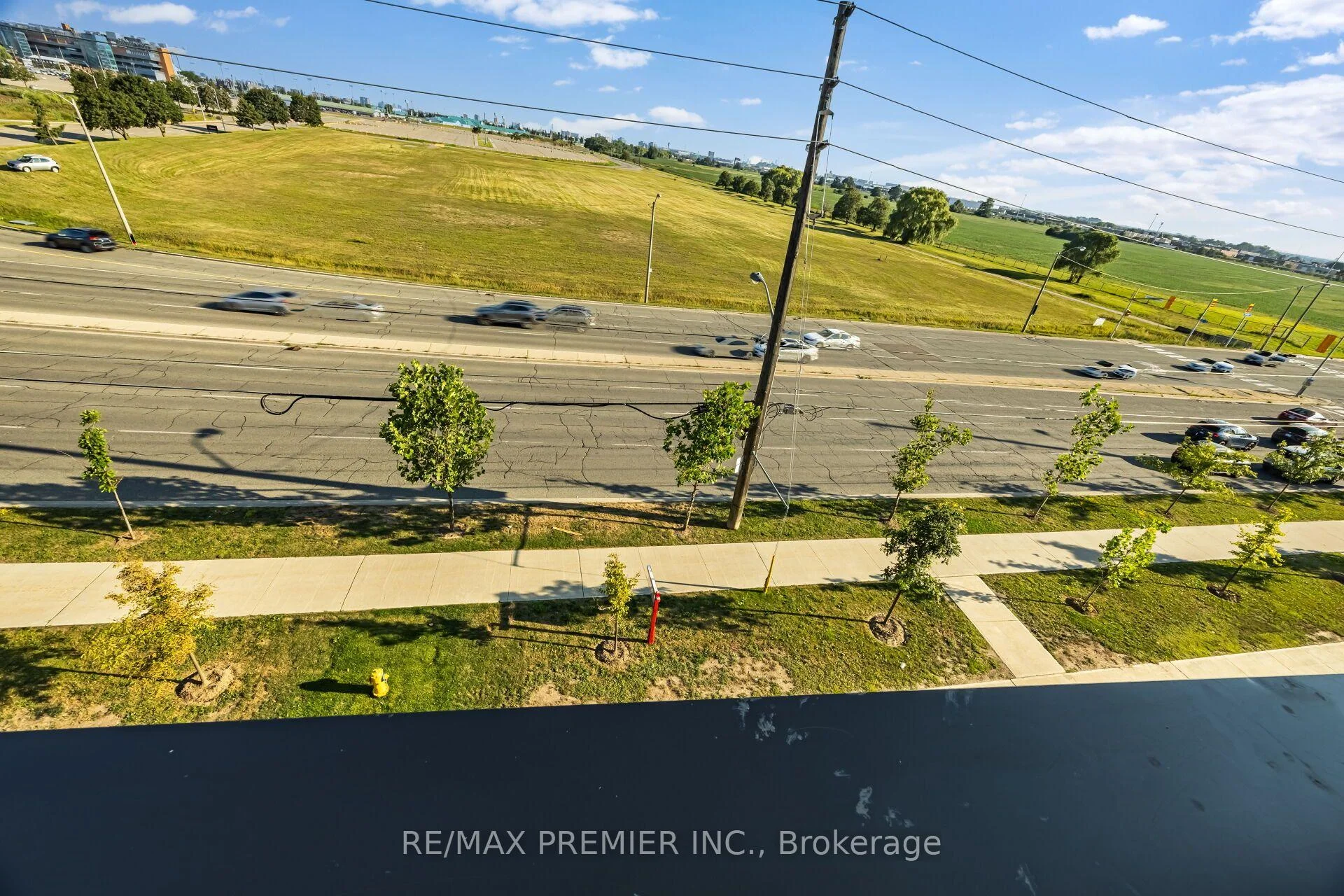 Photo 35 of Unit 4, 624 Rexdale Boulevard, Etobicoke, West Humber-Clairville — HOMEH