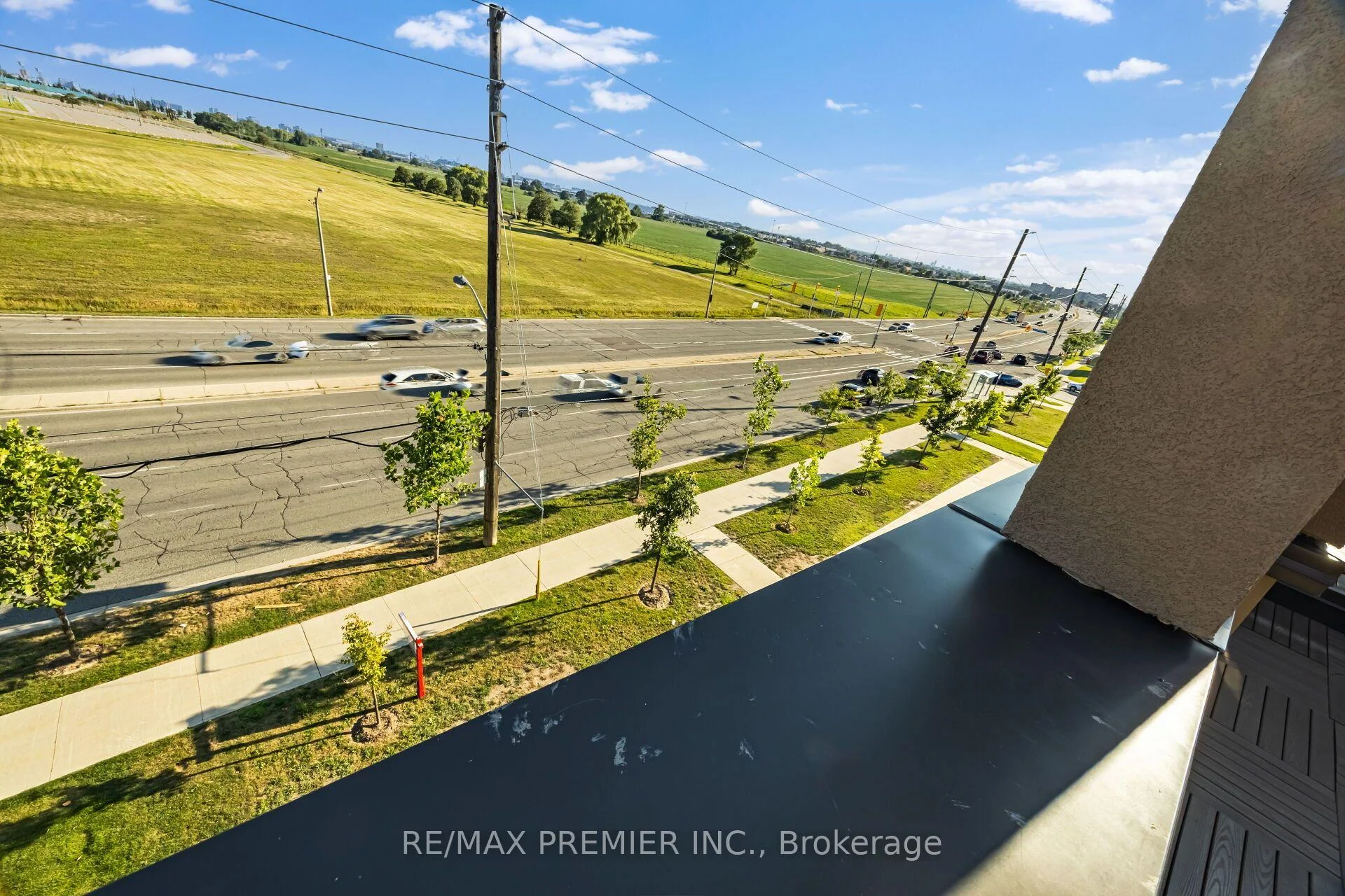 Photo 37 of Unit 4, 624 Rexdale Boulevard, Etobicoke, West Humber-Clairville — HOMEH