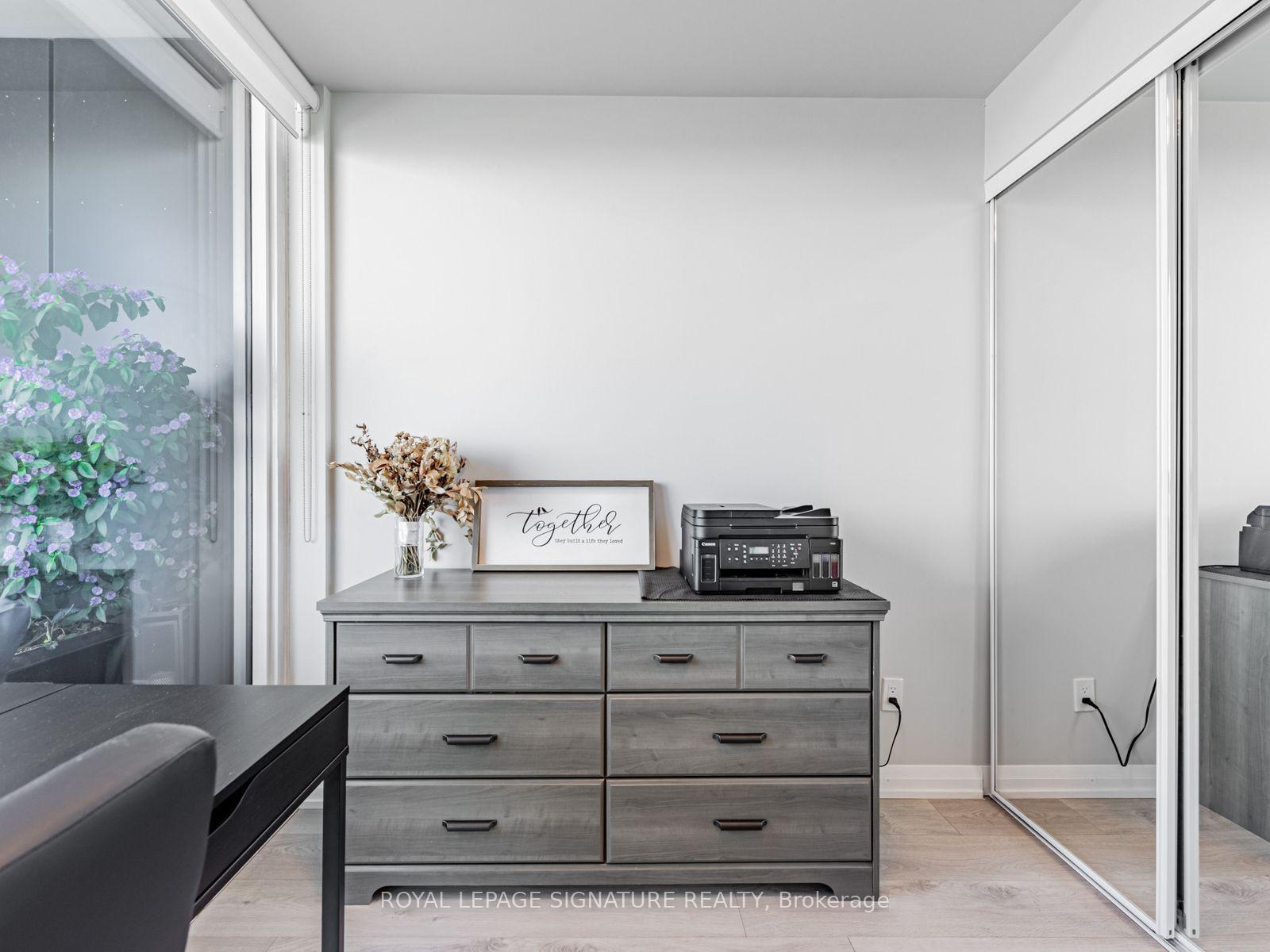 Photo 5 of Unit 1114, 7895 Jane Street, Vaughan, Concord — HOMEH