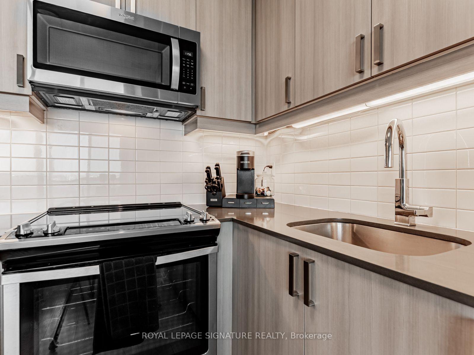 Photo 9 of Unit 1114, 7895 Jane Street, Vaughan, Concord — HOMEH
