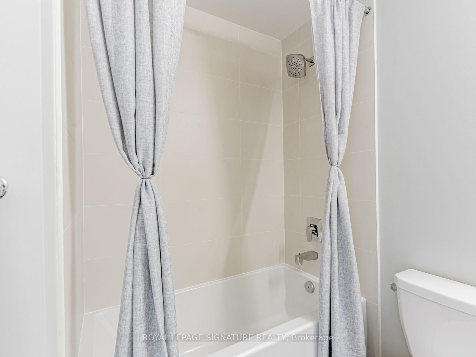 Photo 13 of Unit 1114, 7895 Jane Street, Vaughan, Concord — HOMEH