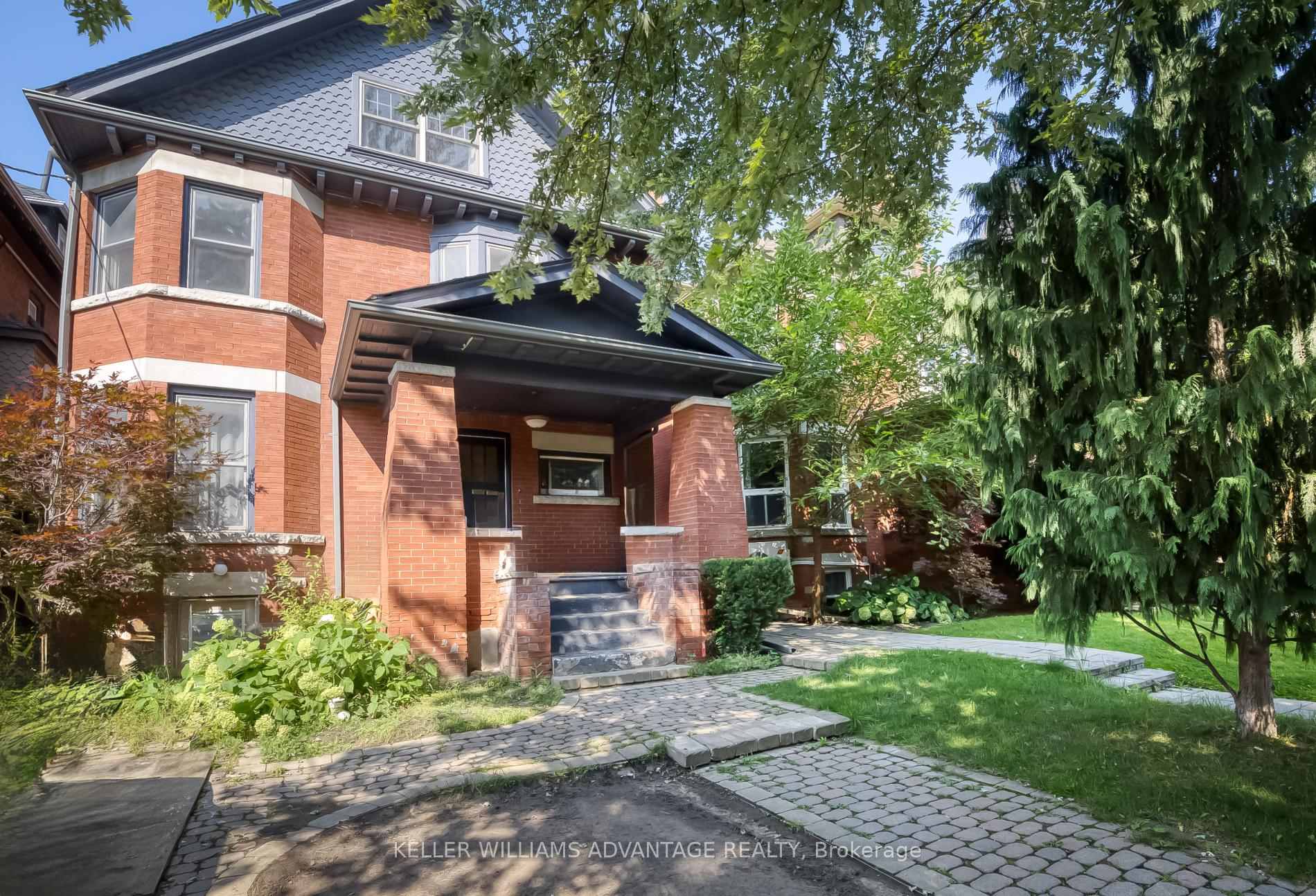 Photo 1 of Unit Lower, 146 Madison Avenue, Toronto, The Annex — HOMEH