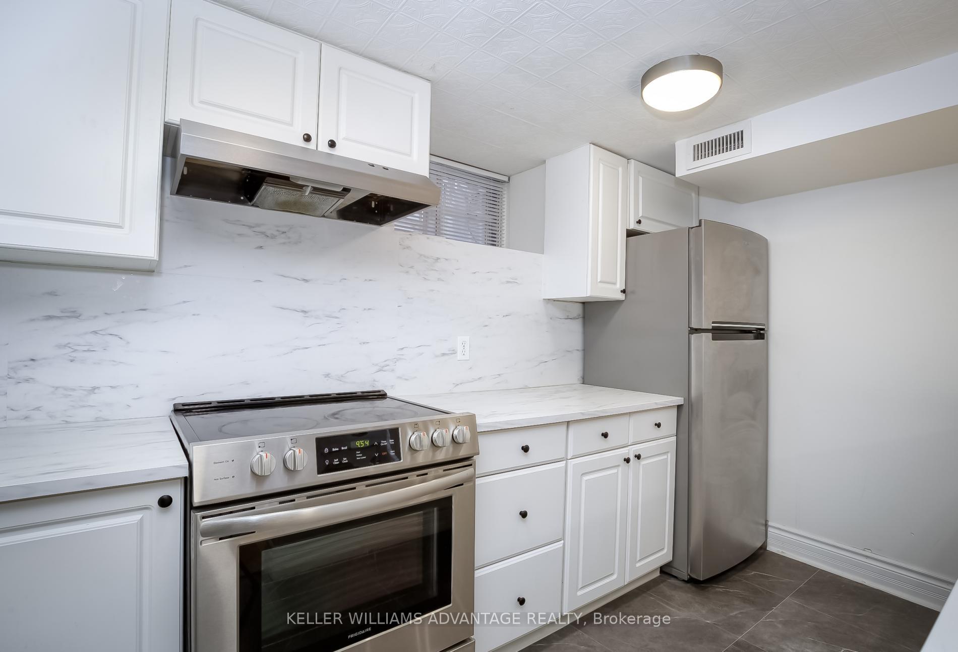 Photo 11 of Unit Lower, 146 Madison Avenue, Toronto, The Annex — HOMEH