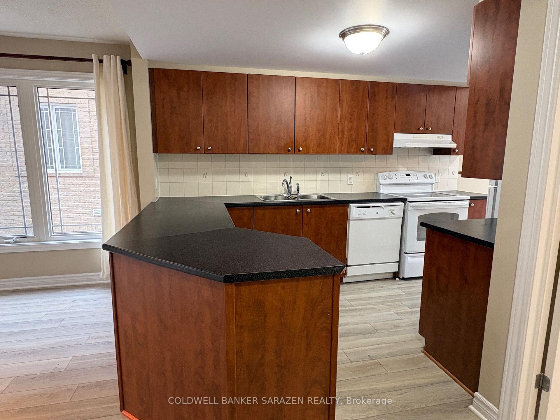 Photo 8 of 160 Paseo Private, Ottawa, Centrepointe — HOMEH