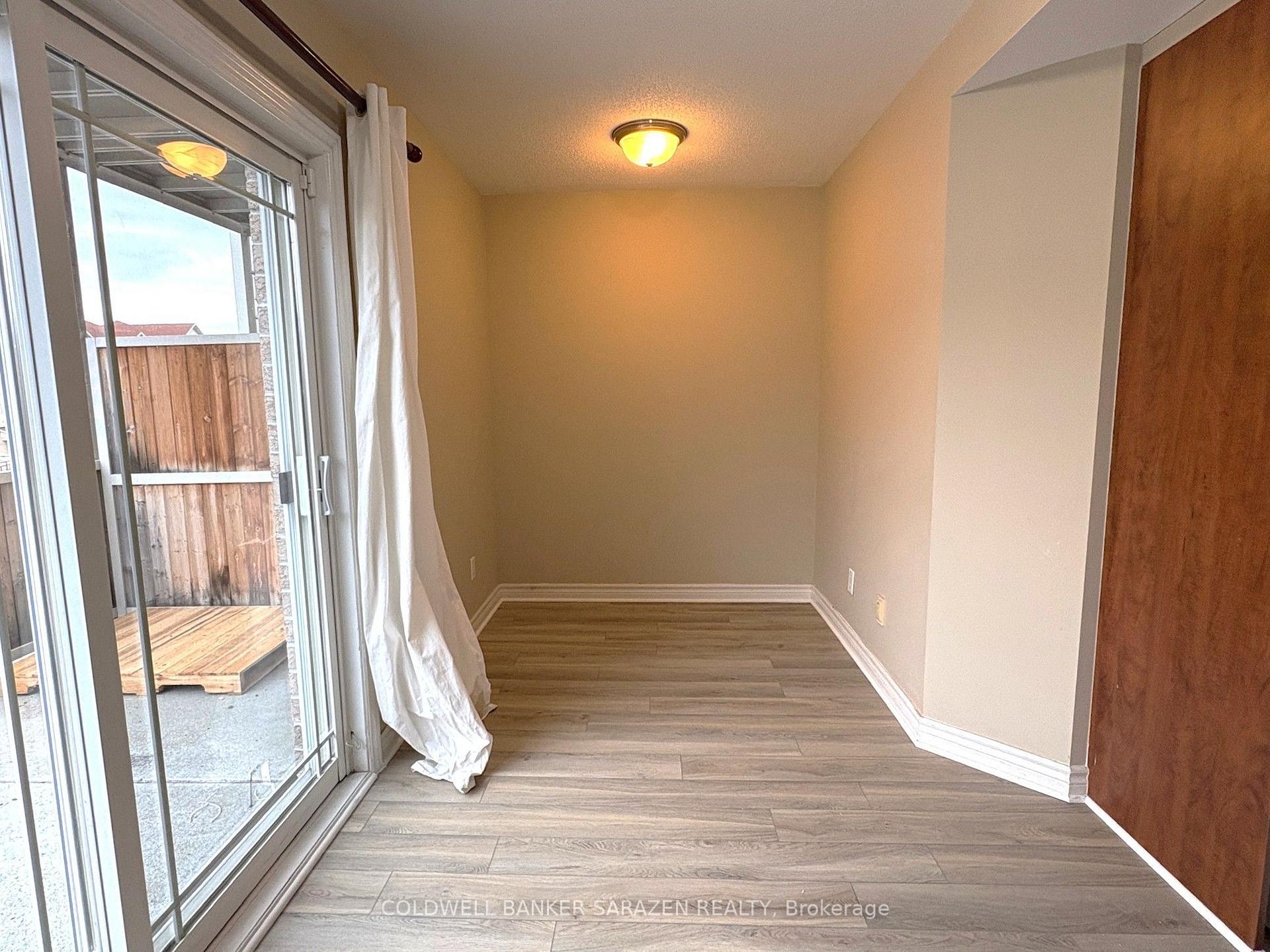 Photo 12 of 160 Paseo Private, Ottawa, Centrepointe — HOMEH