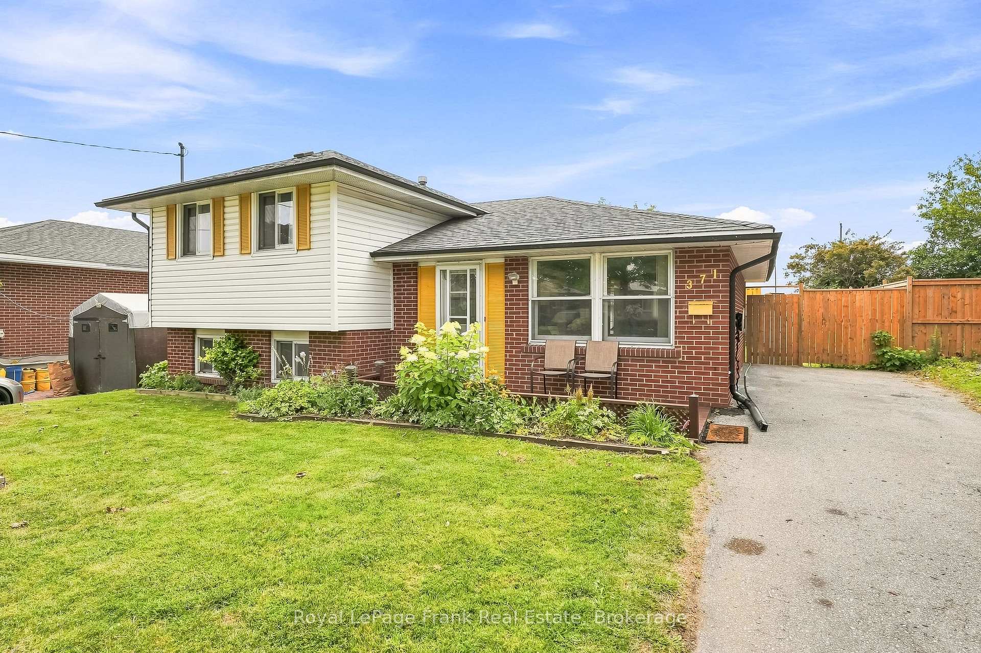 Photo 1 of 371 Trafalgar Avenue, Oshawa, Lakeview — HOMEH