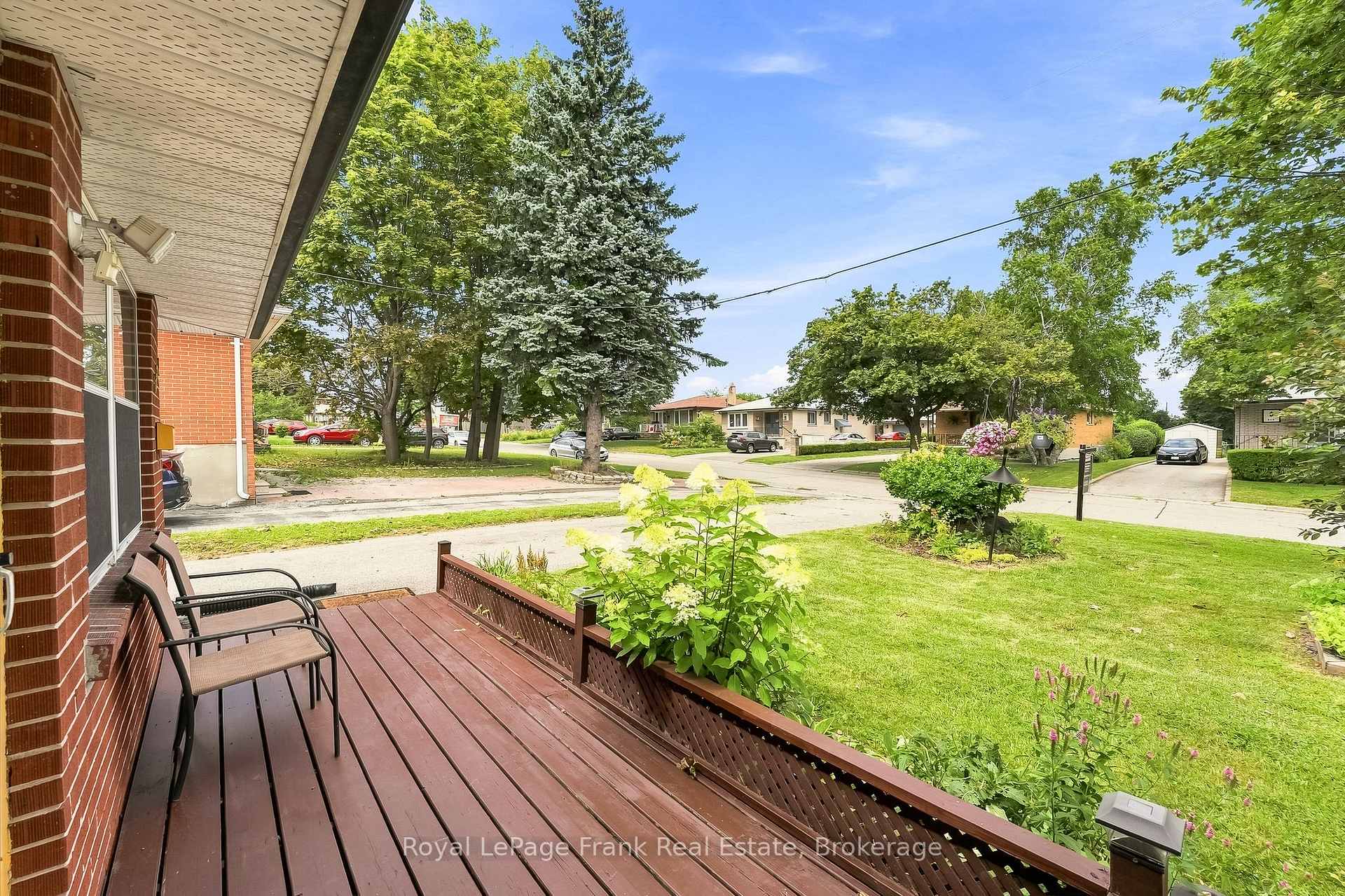Photo 4 of 371 Trafalgar Avenue, Oshawa, Lakeview — HOMEH
