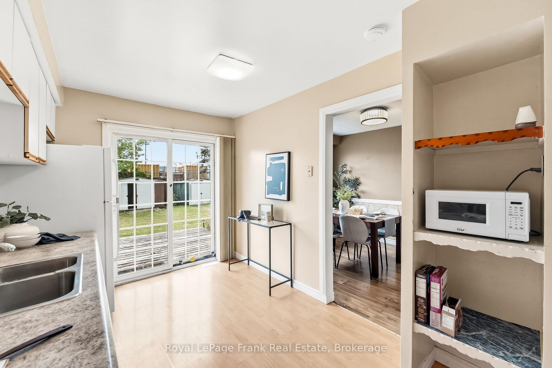 Photo 18 of 371 Trafalgar Avenue, Oshawa, Lakeview — HOMEH