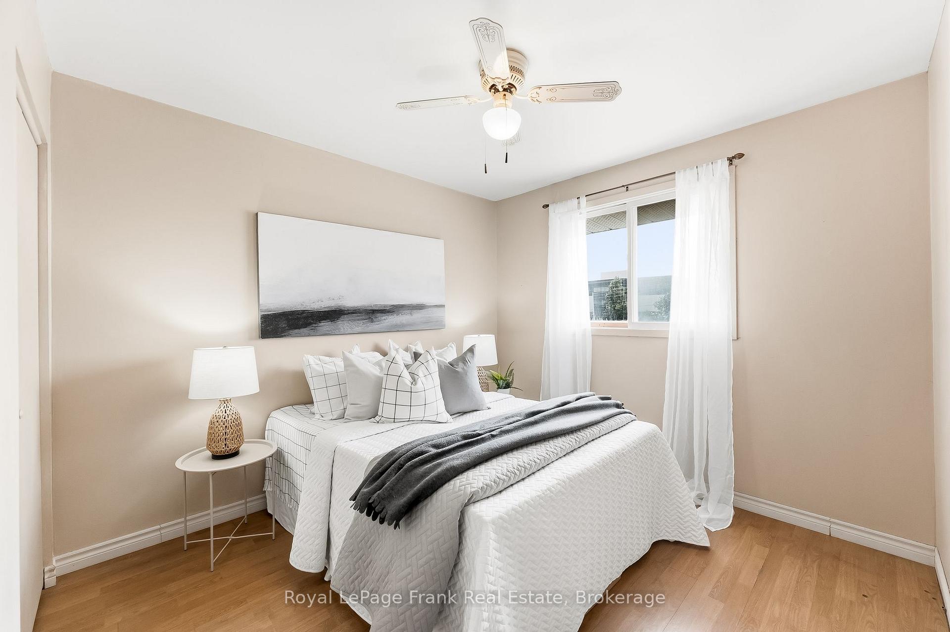 Photo 24 of 371 Trafalgar Avenue, Oshawa, Lakeview — HOMEH