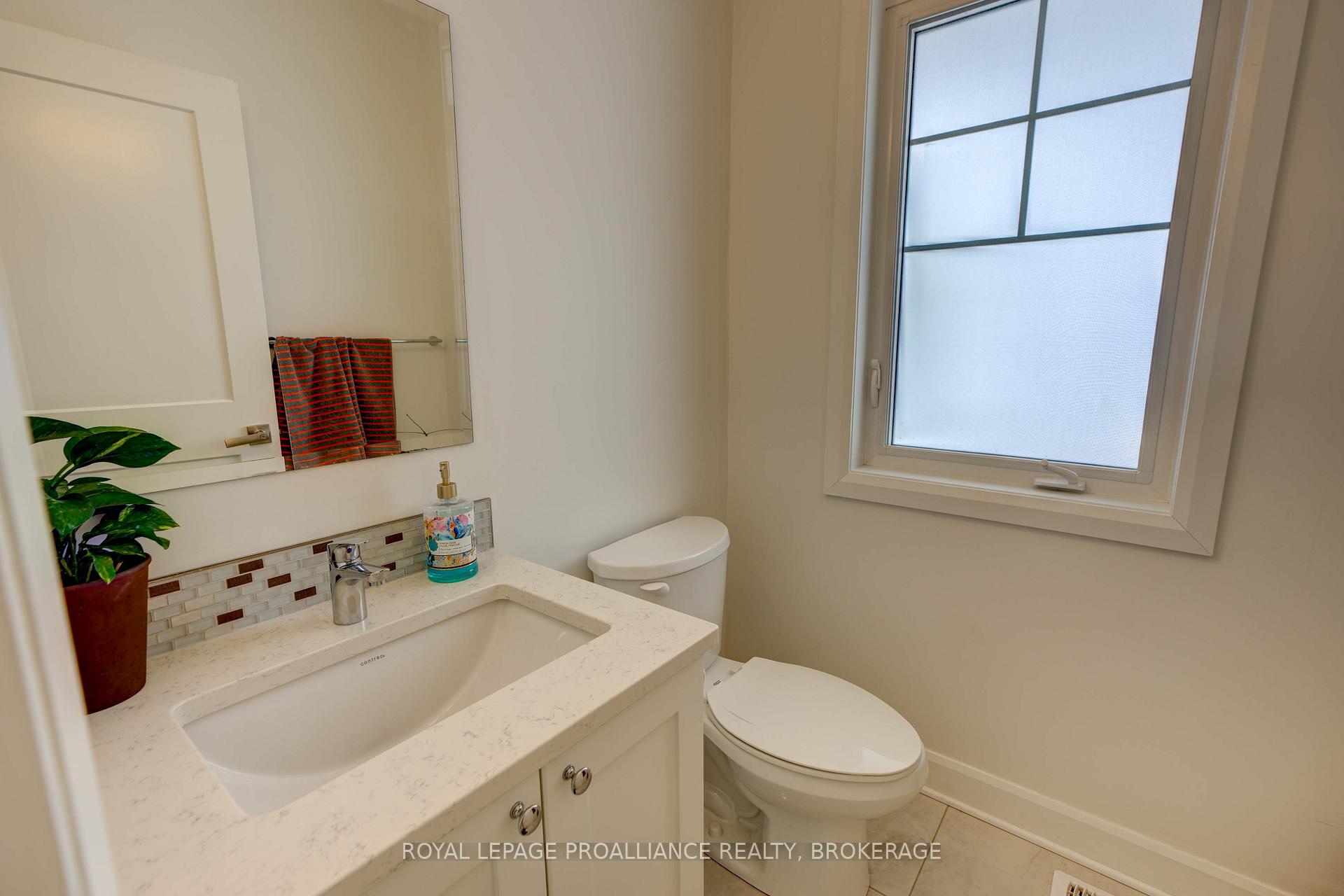 Photo 10 of 1369 Andersen Drive, Kingston, City Northwest — HOMEH