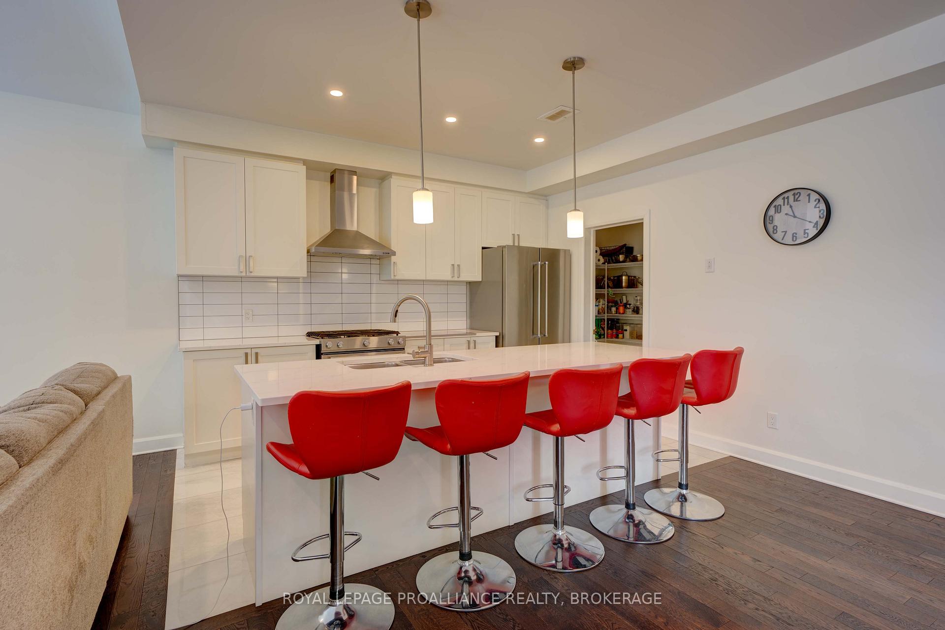 Photo 11 of 1369 Andersen Drive, Kingston, City Northwest — HOMEH