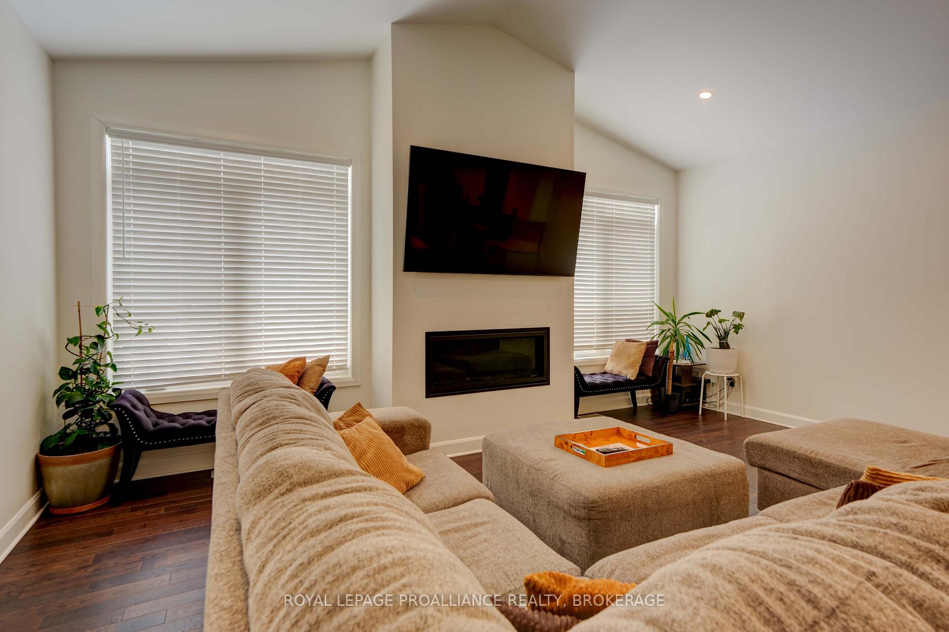 Photo 19 of 1369 Andersen Drive, Kingston, City Northwest — HOMEH