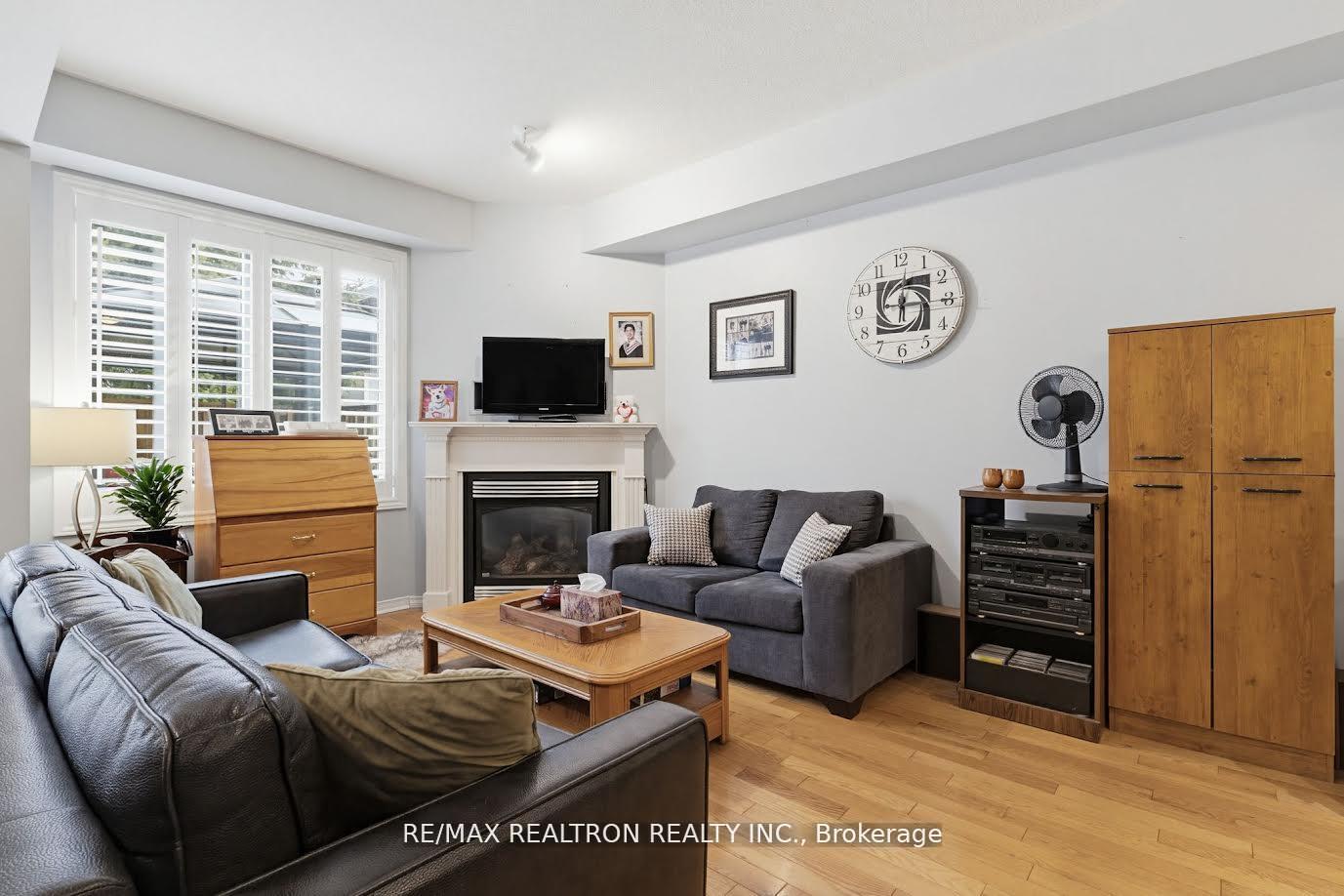 Photo 12 of Unit 35, 81 Valridge Drive, Hamilton, Ancaster — HOMEH