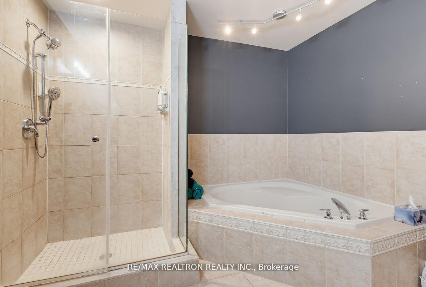 Photo 22 of Unit 35, 81 Valridge Drive, Hamilton, Ancaster — HOMEH