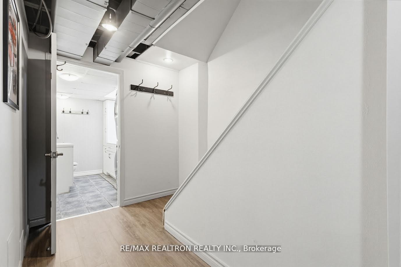Photo 25 of Unit 35, 81 Valridge Drive, Hamilton, Ancaster — HOMEH