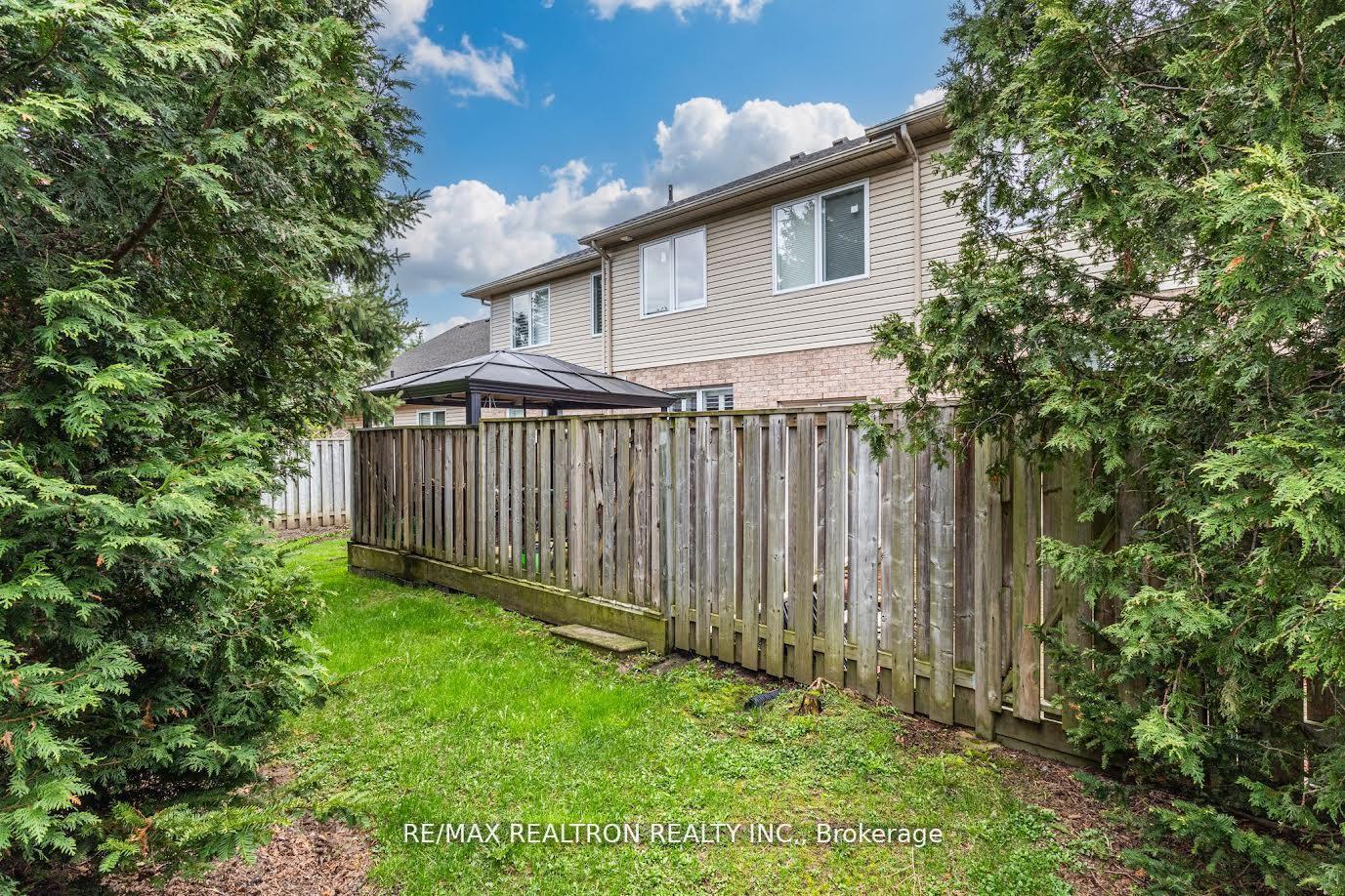 Photo 33 of Unit 35, 81 Valridge Drive, Hamilton, Ancaster — HOMEH