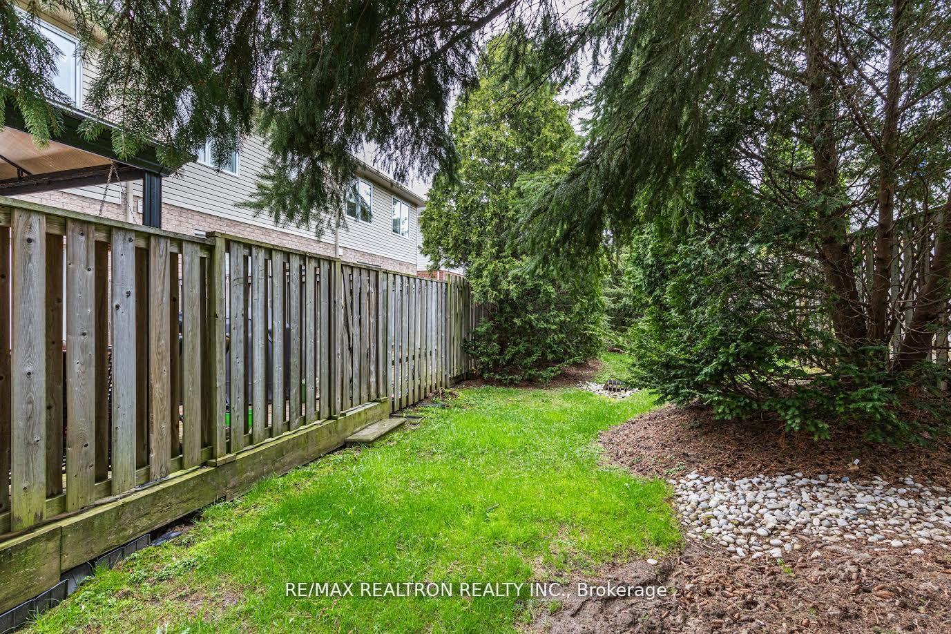 Photo 37 of Unit 35, 81 Valridge Drive, Hamilton, Ancaster — HOMEH