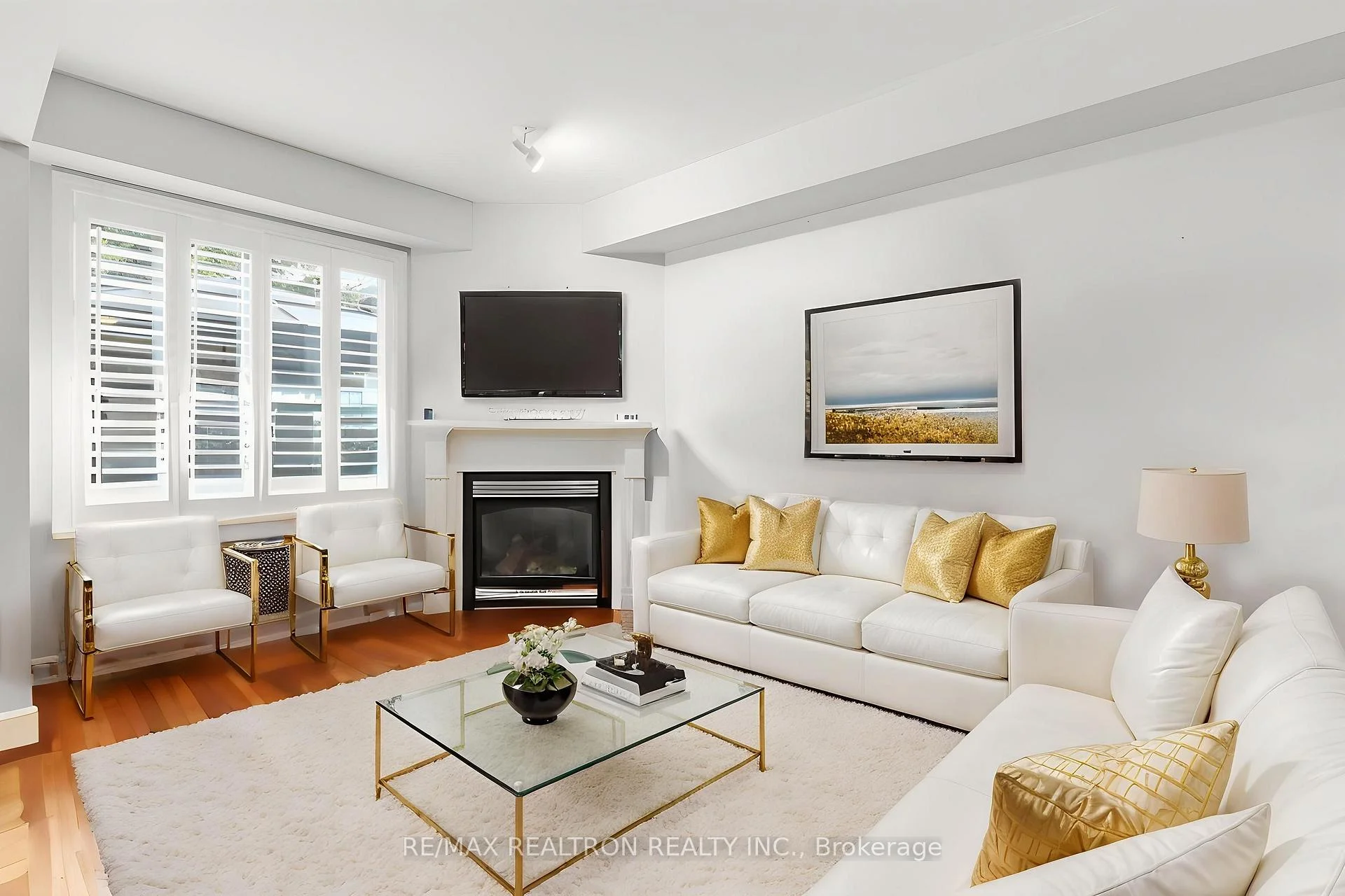 Photo 4 of Unit 35, 81 Valridge Drive, Hamilton, Ancaster — HOMEH