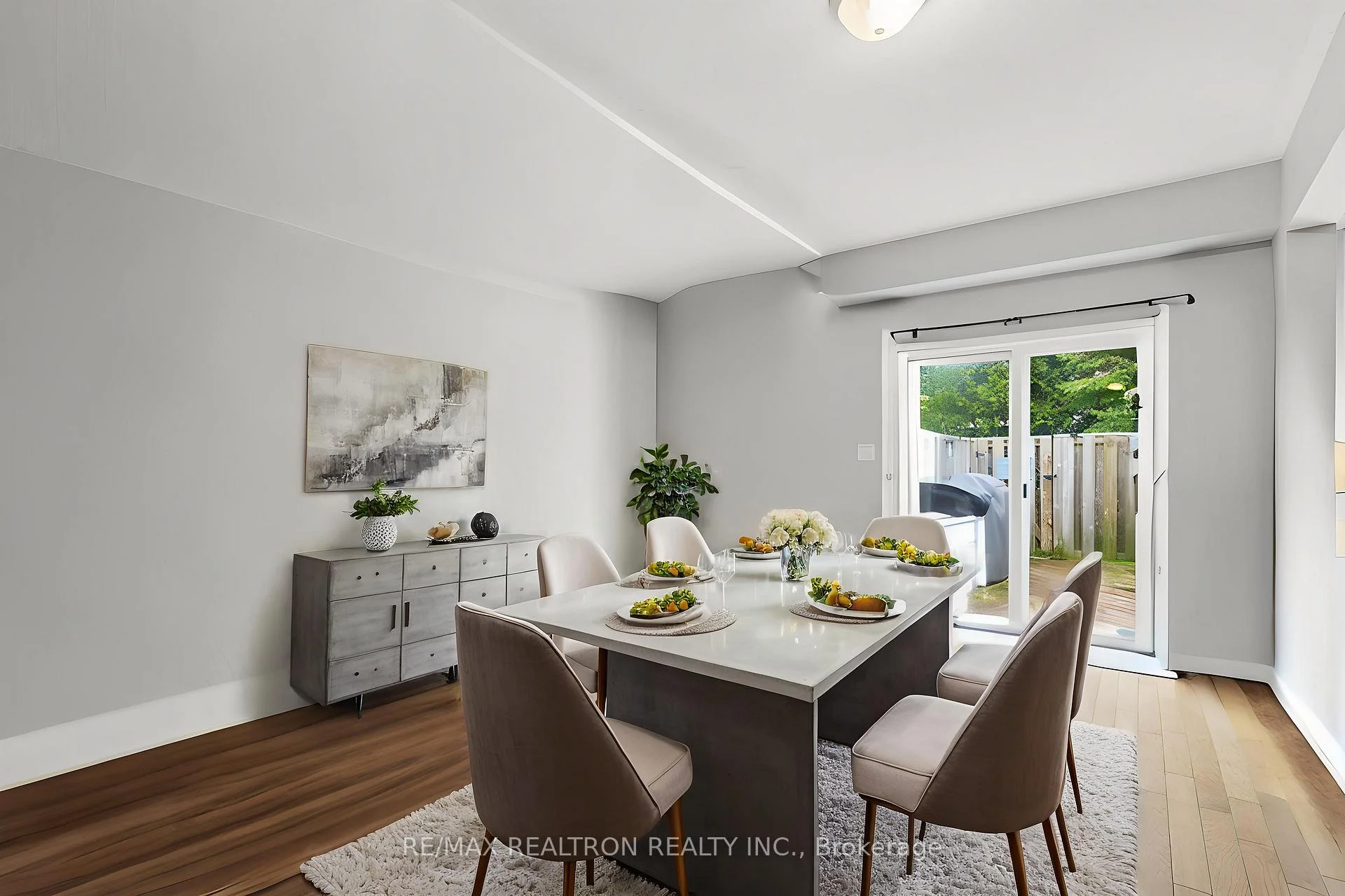 Photo 6 of Unit 35, 81 Valridge Drive, Hamilton, Ancaster — HOMEH