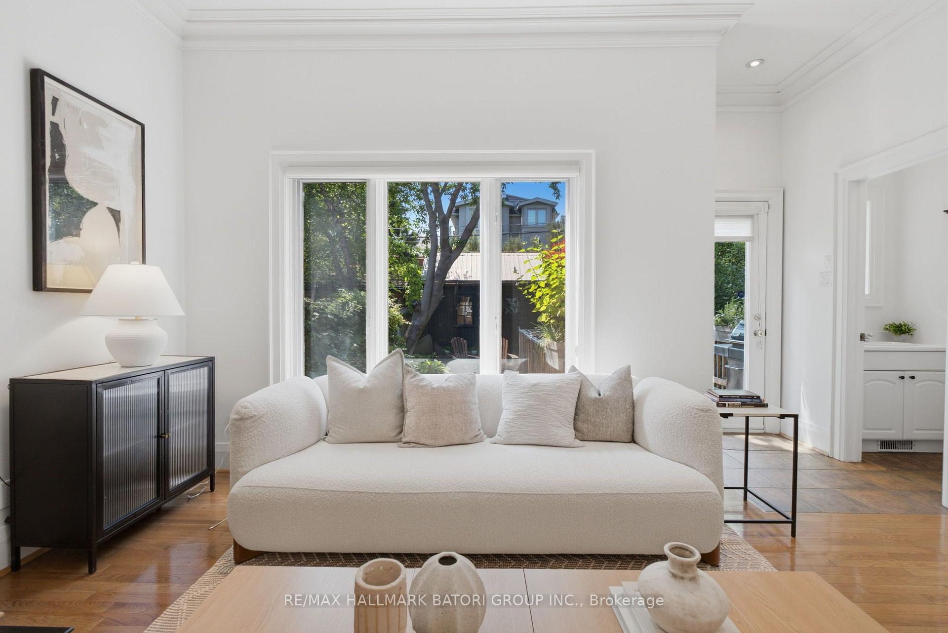 Photo 13 of 58 Castlewood Road, Toronto, Lawrence Park South — HOMEH