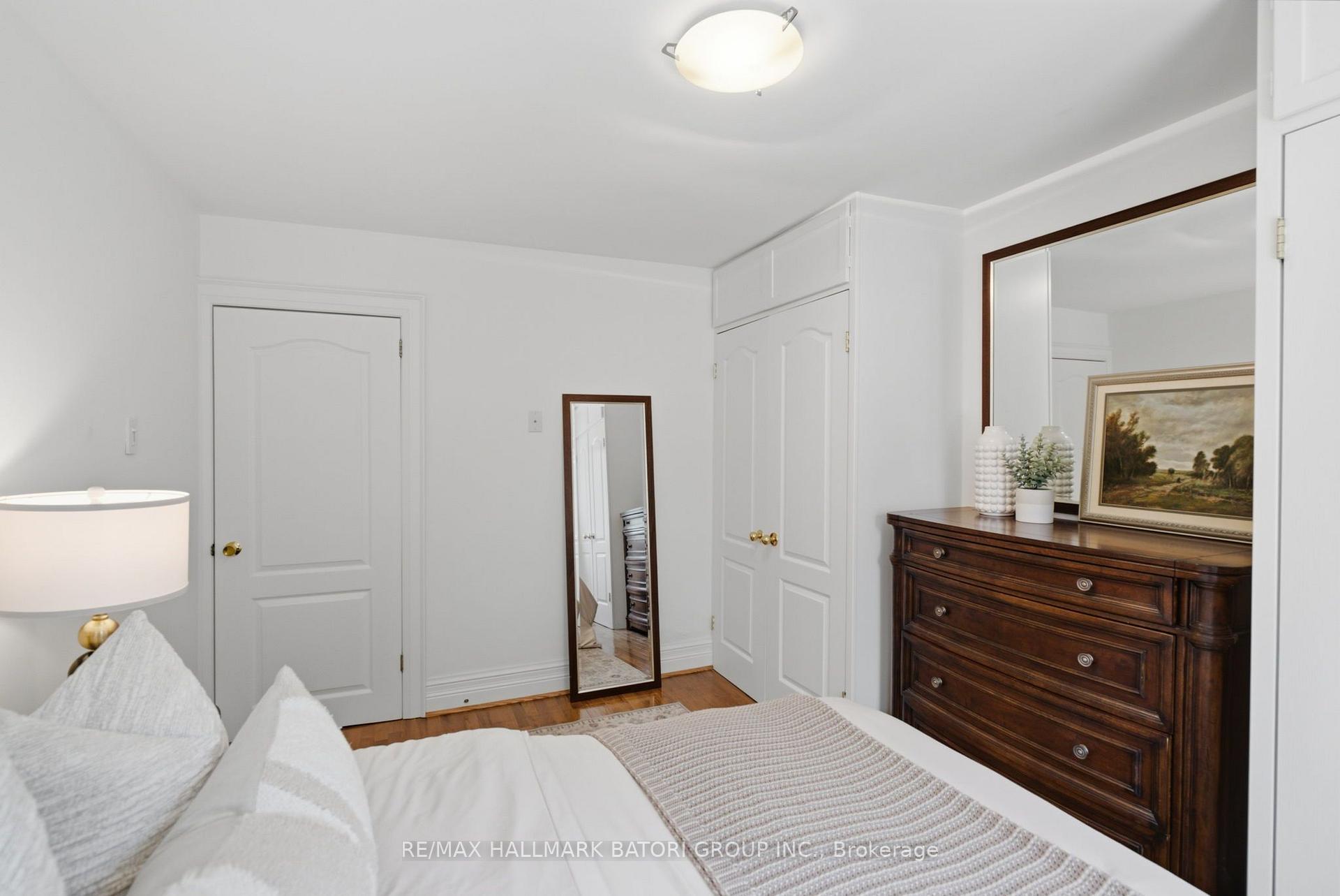 Photo 32 of 58 Castlewood Road, Toronto, Lawrence Park South — HOMEH