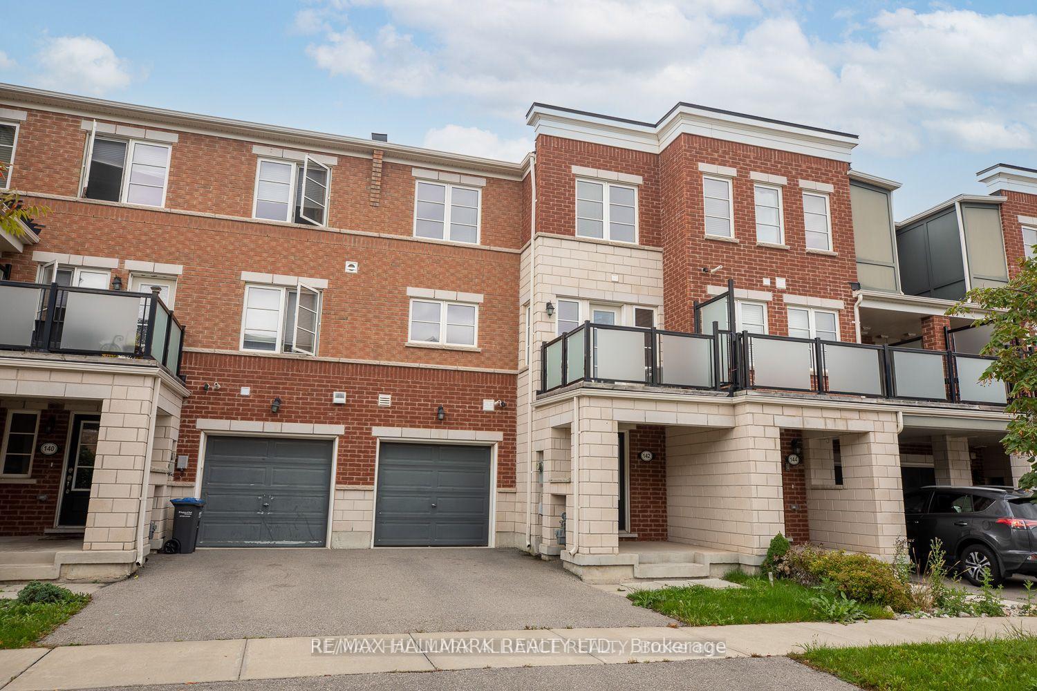 Photo 2 of 142 Baycliffe Crescent, Brampton, Northwest Brampton — HOMEH