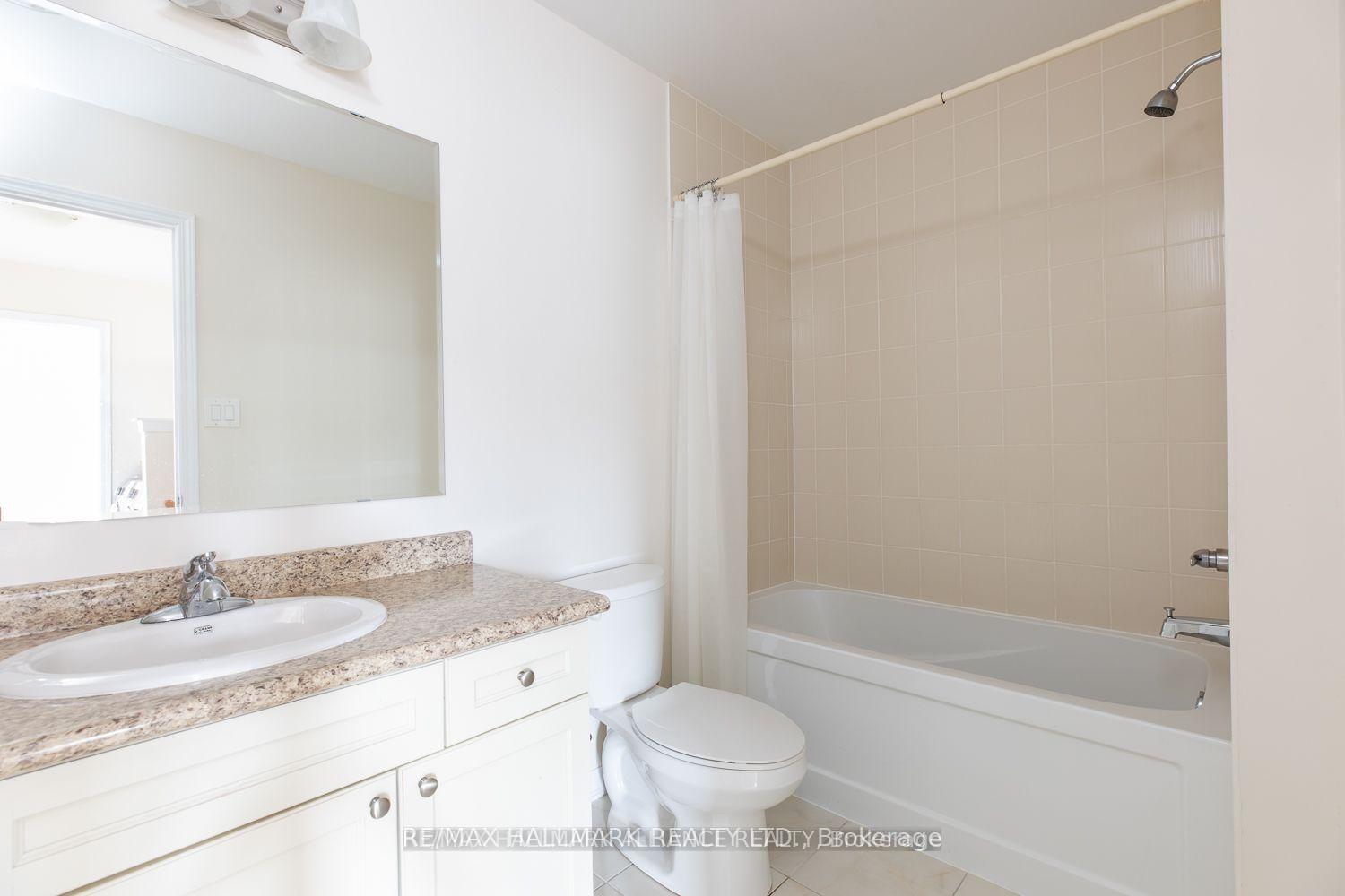 Photo 7 of 142 Baycliffe Crescent, Brampton, Northwest Brampton — HOMEH
