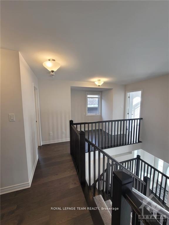 Photo 17 of 114 Bartonia Circle, Ottawa, Avalon West — HOMEH