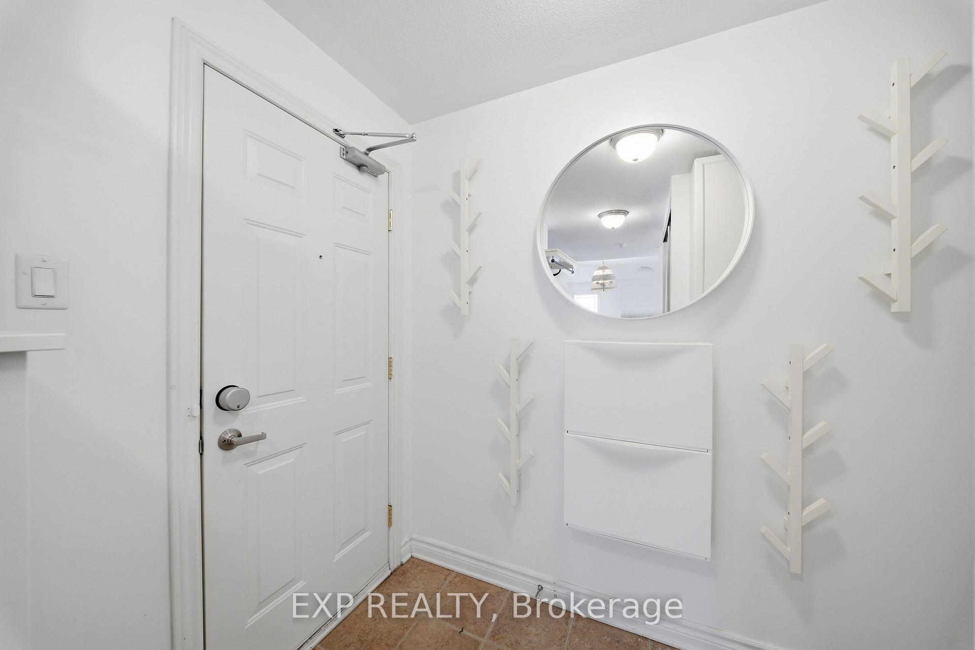 Photo 3 of Unit 8, 369 Paseo Private, Ottawa, Centrepointe — HOMEH