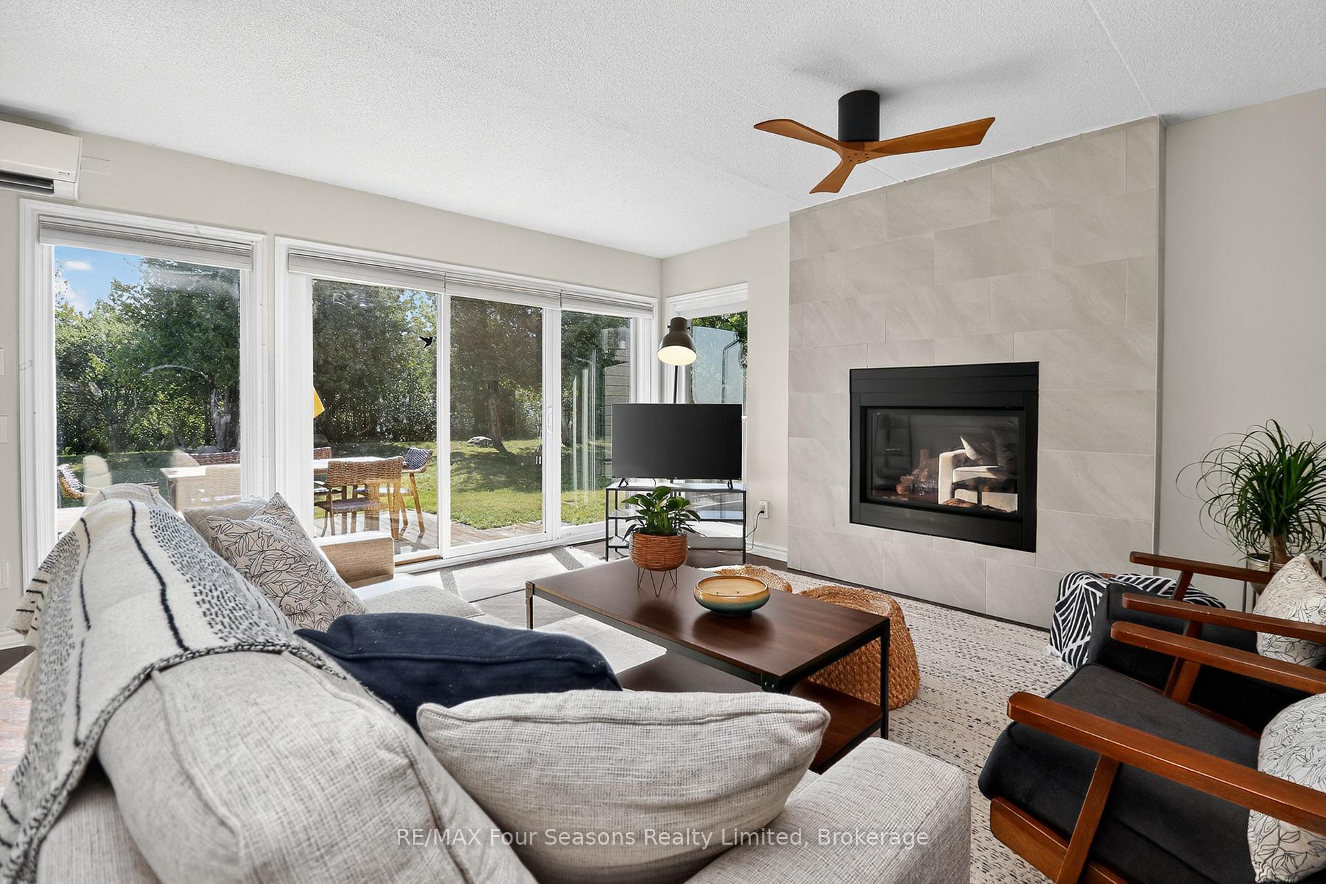 Photo 2 of Unit 13, 44 Trott Boulevard, Collingwood — HOMEH