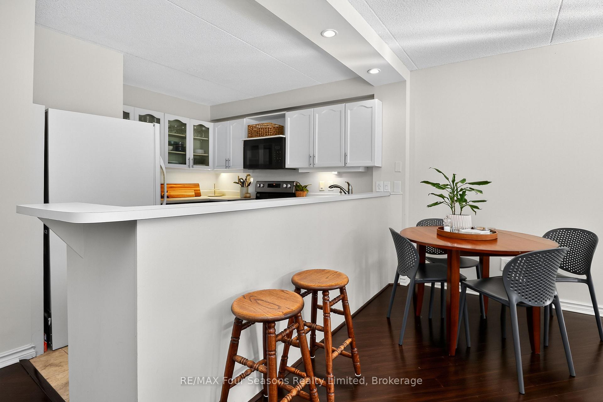 Photo 15 of Unit 13, 44 Trott Boulevard, Collingwood — HOMEH