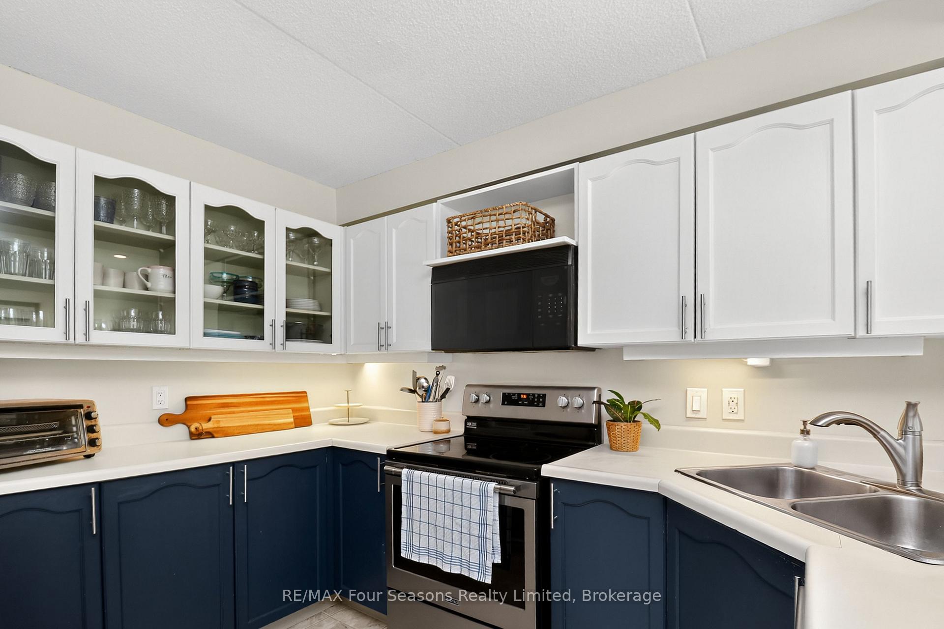 Photo 21 of Unit 13, 44 Trott Boulevard, Collingwood — HOMEH