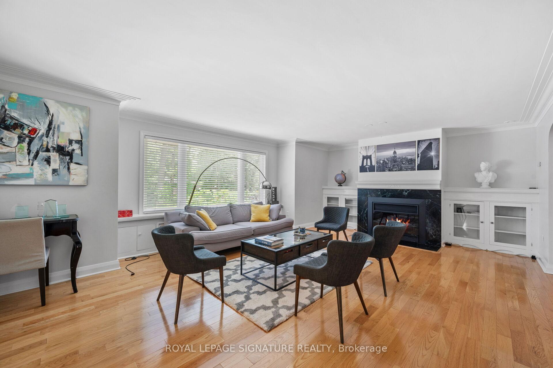 Photo 6 of 2234 Gordon Drive, Mississauga, Cooksville — HOMEH