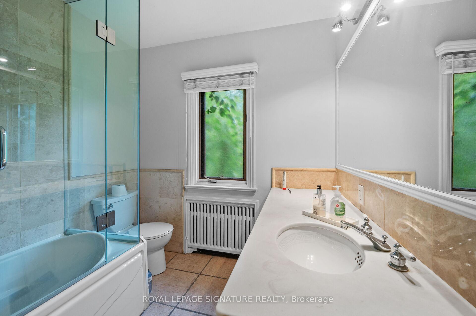 Photo 18 of 2234 Gordon Drive, Mississauga, Cooksville — HOMEH
