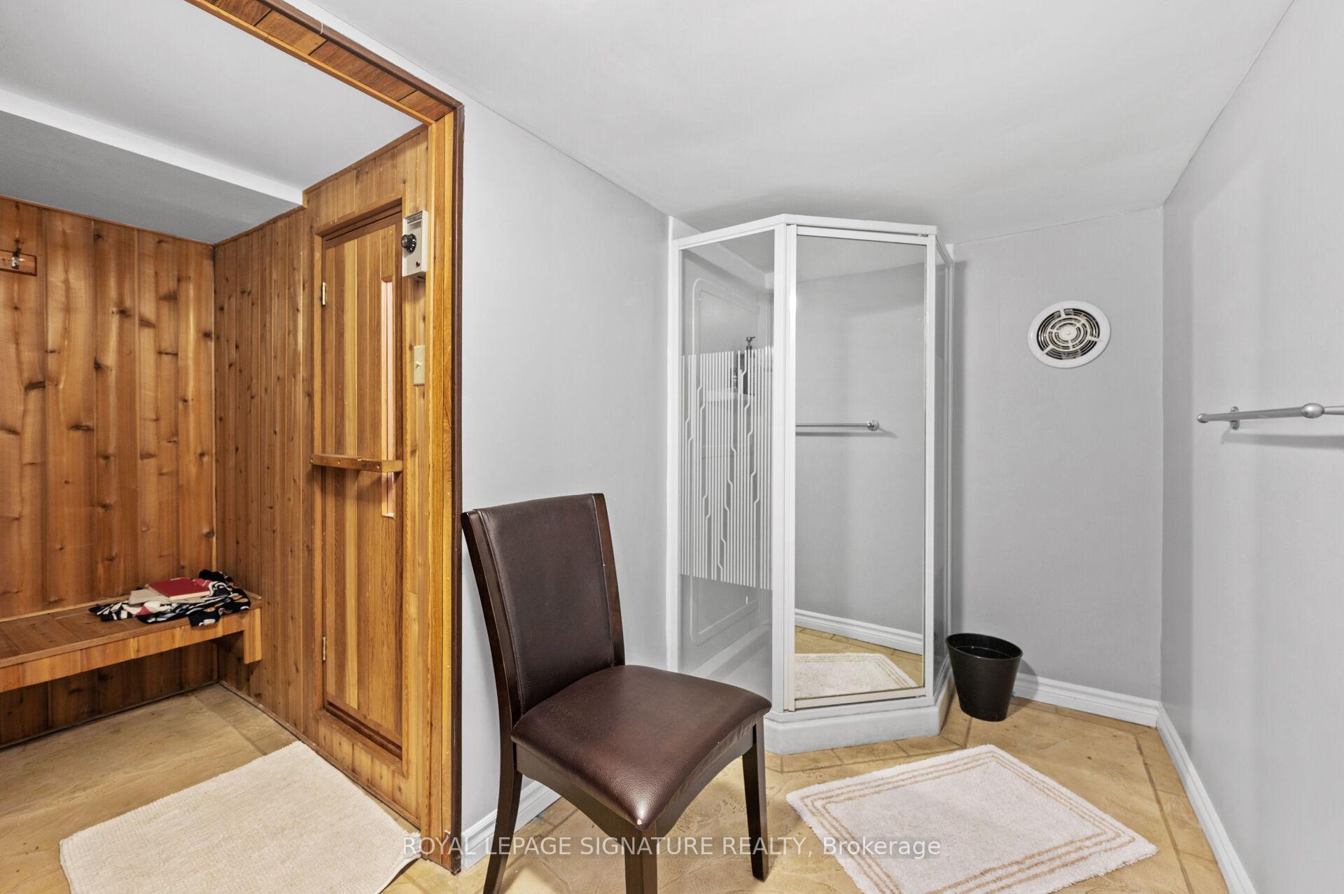 Photo 24 of 2234 Gordon Drive, Mississauga, Cooksville — HOMEH