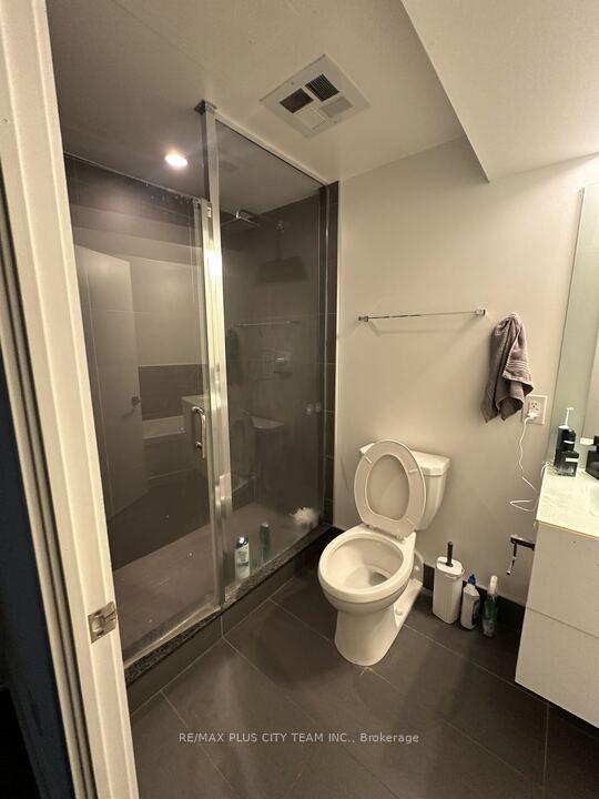 Photo 12 of Unit 902, 111 St. Clair Avenue W, Toronto, Yonge-St. Clair — HOMEH