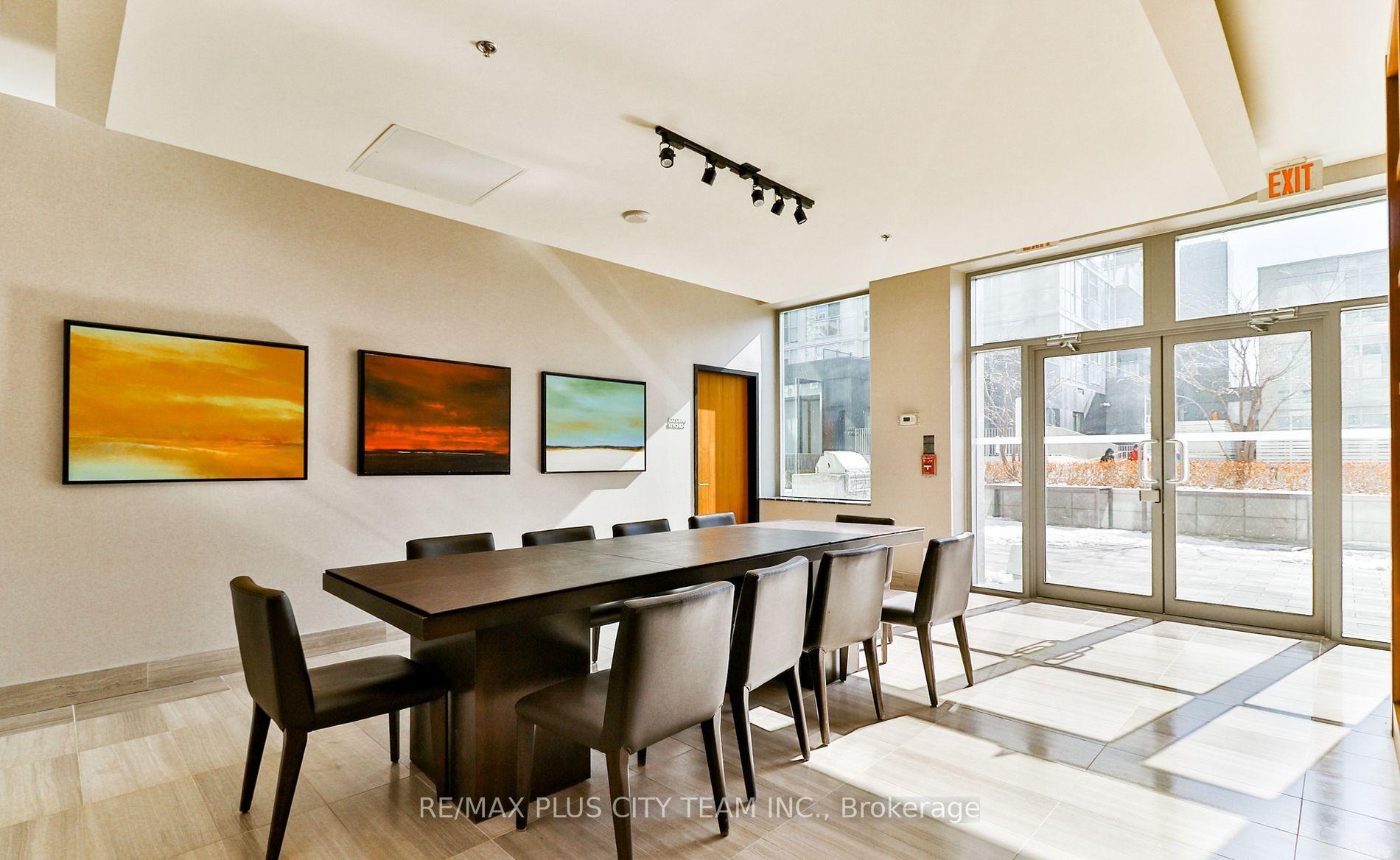 Photo 15 of Unit 902, 111 St. Clair Avenue W, Toronto, Yonge-St. Clair — HOMEH
