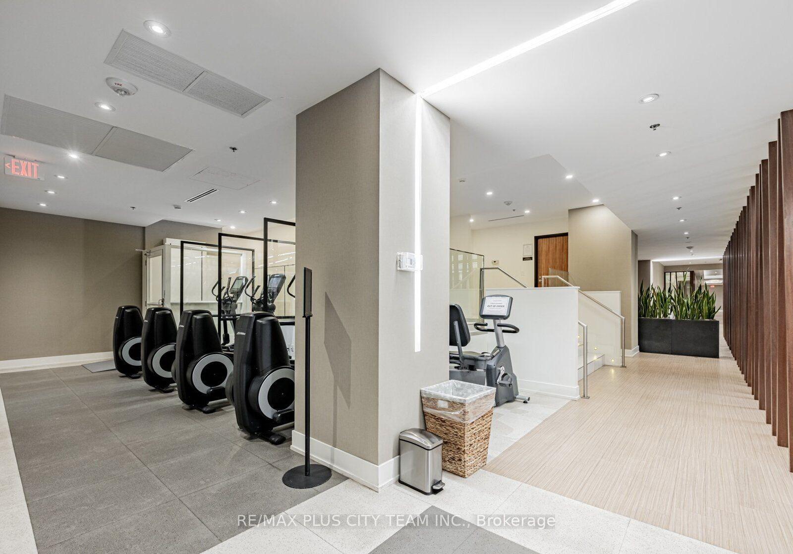 Photo 20 of Unit 902, 111 St. Clair Avenue W, Toronto, Yonge-St. Clair — HOMEH