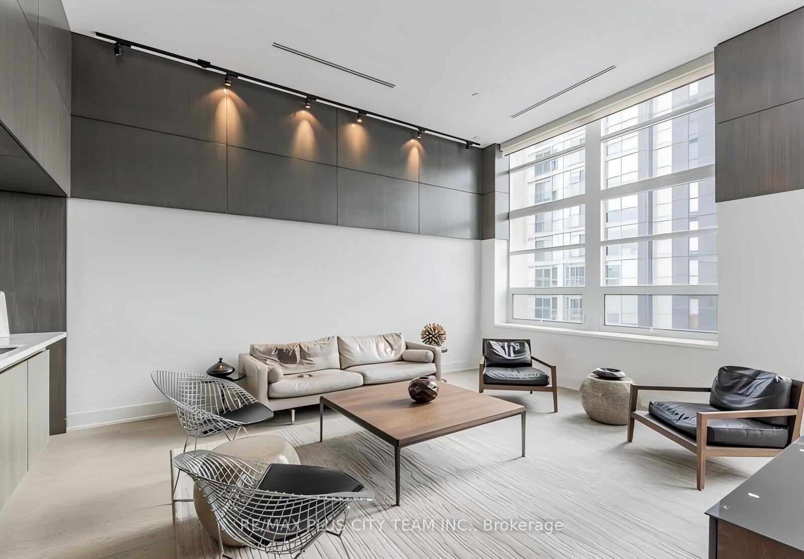 Photo 24 of Unit 902, 111 St. Clair Avenue W, Toronto, Yonge-St. Clair — HOMEH