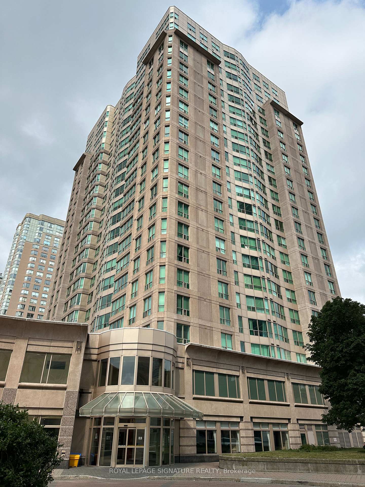 Photo 1 of Unit 1113, 18 Lee Centre Drive, Scarborough, Woburn — HOMEH