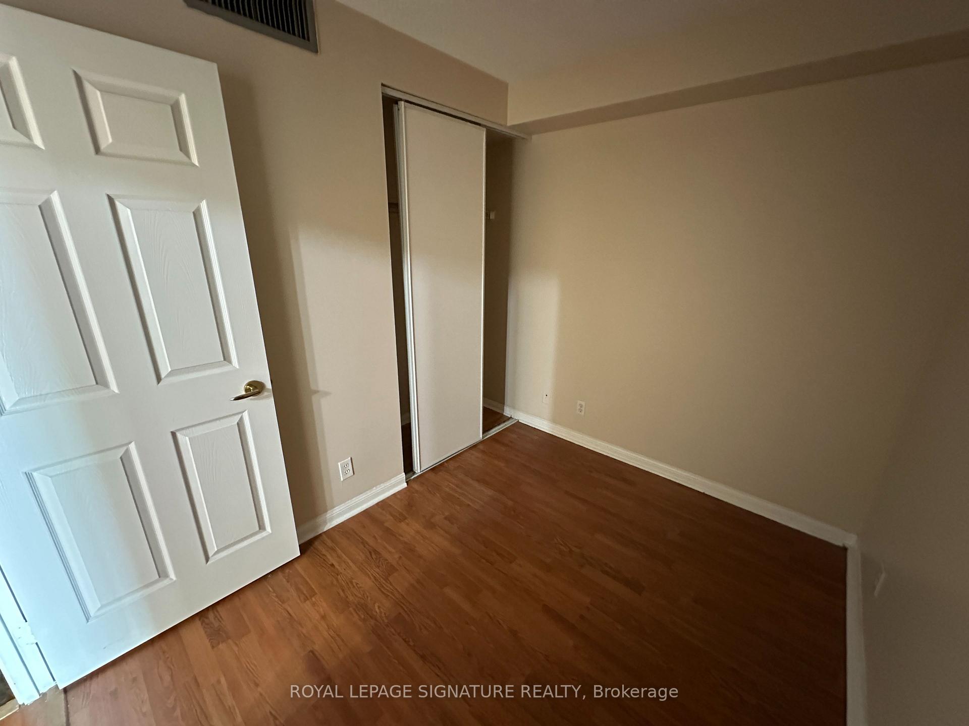 Photo 10 of Unit 1113, 18 Lee Centre Drive, Scarborough, Woburn — HOMEH